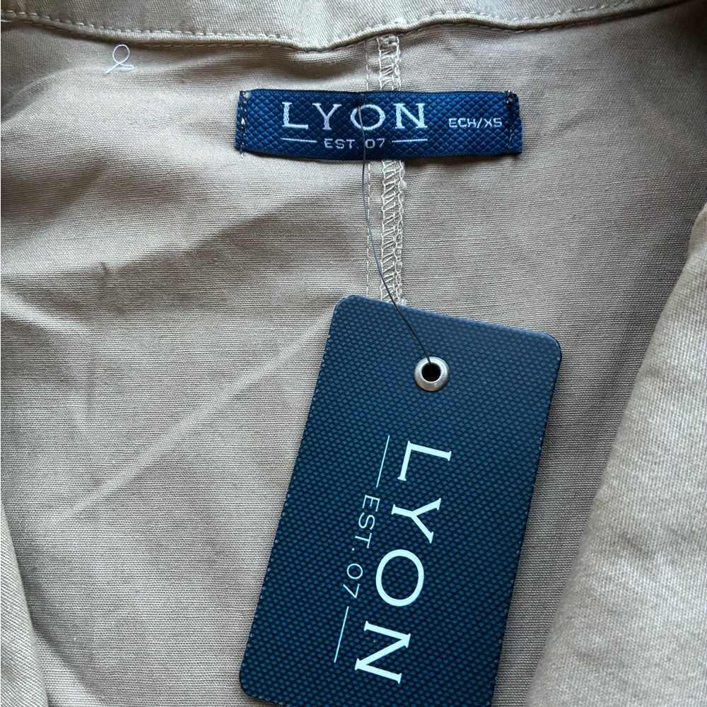 Men’s Jacket - Picture 2 of 3
